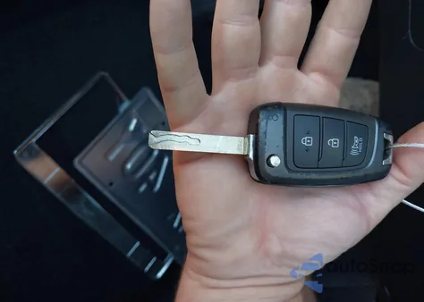 2022 Hyundai Kona Se из США, поврежденный, VIN KM8K22AB4NU881571